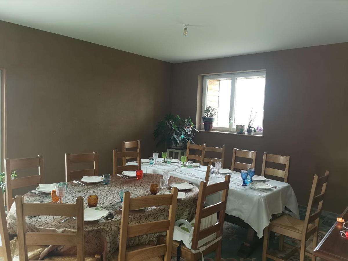 Les Chambres D'Hotes De La Frissonnette Auzelles 외부 사진
