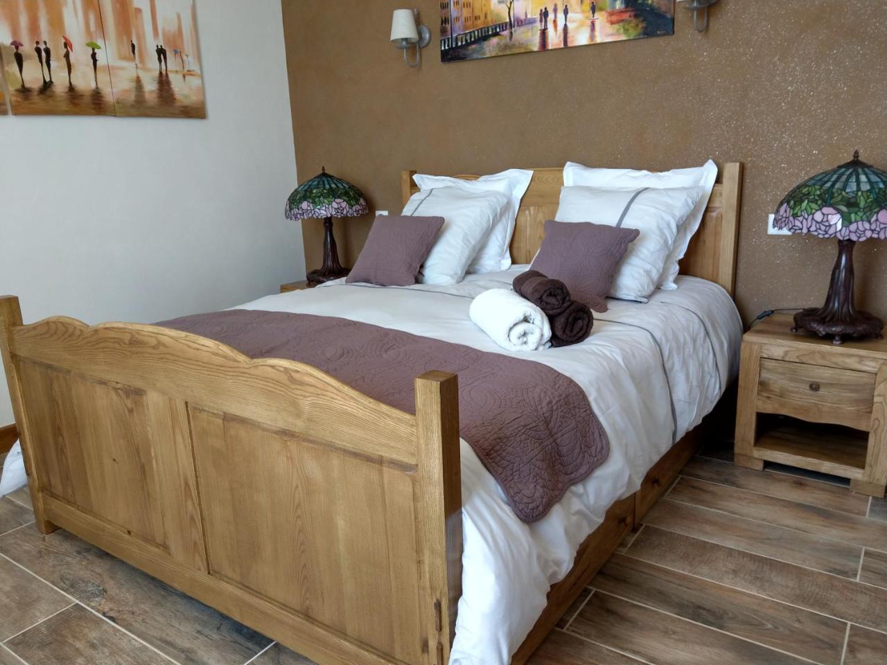 Les Chambres D'Hotes De La Frissonnette Auzelles 외부 사진