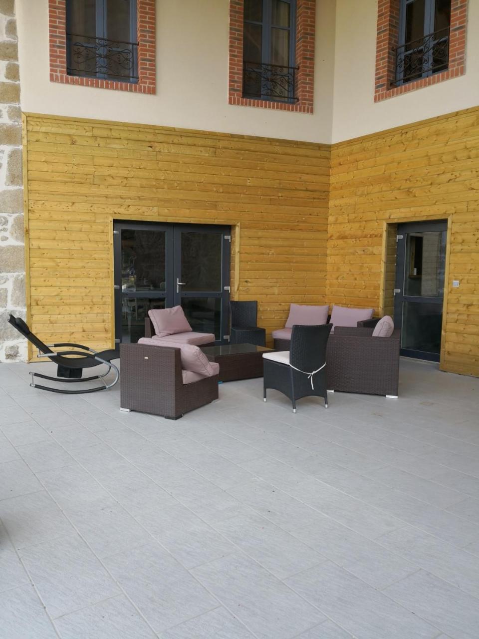 Les Chambres D'Hotes De La Frissonnette Auzelles 외부 사진