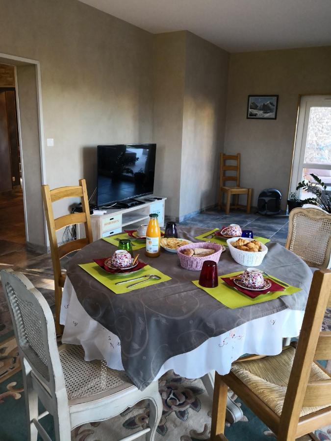 Les Chambres D'Hotes De La Frissonnette Auzelles 외부 사진